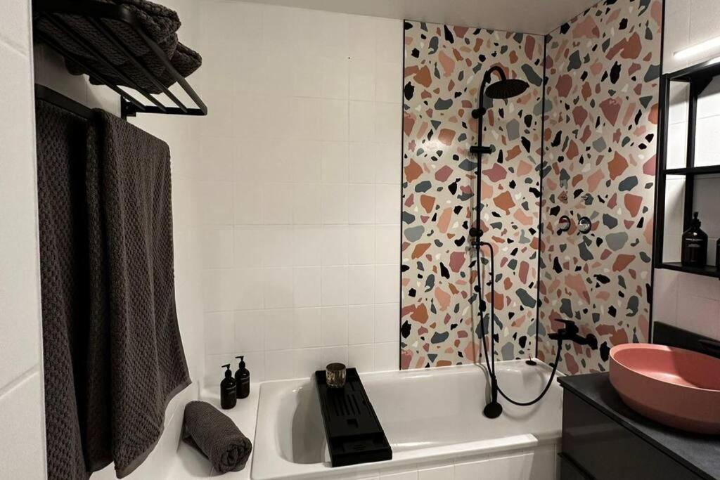 Kleiner Saal Im Villenviertel Apartment